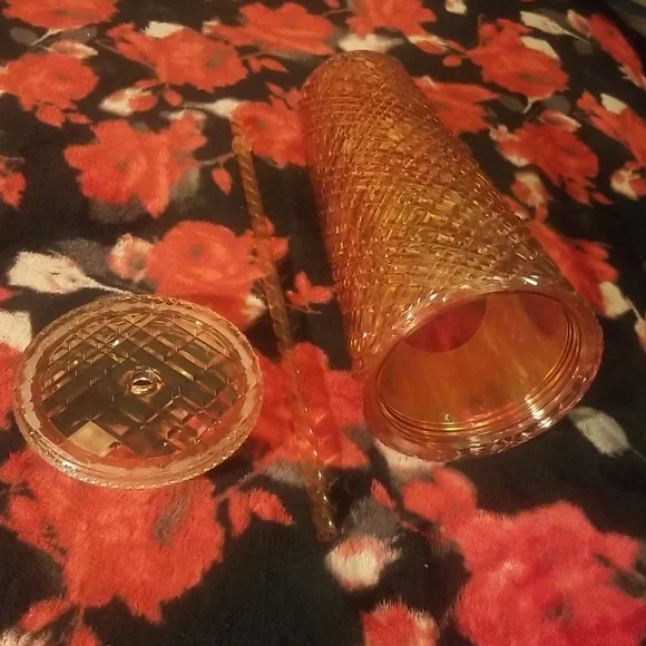 Starbucks holiday Venti 2021 Holiday Collection Rose Gold jeweled Tumbler